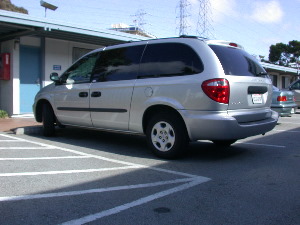 Dodge Grand Caravan, Travelodge Airport North, San Francisco, Kalifornien