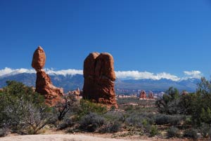 Balanced Rock, Ham Rock, La Sal Mountains, Arches, Utah