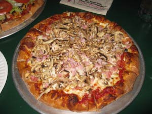 Pizza Factory, Mariposa, Kalifornien