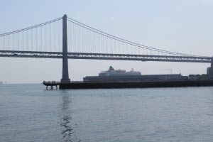 Pier 14, Bay Bridge, San Francisco, Kalifornien