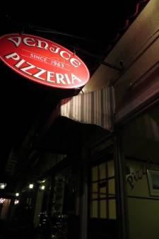 ^Venice Pizzeria, Sausalito, Kalifornien