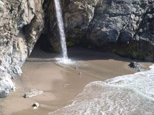 McWay Falls, Julia Pfeiffer Burns State Park, Kalifornien