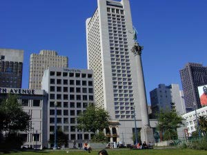 Union Square, Saks Fifth Avenue, Dewey Memorial, San Francisco, Kalifornien